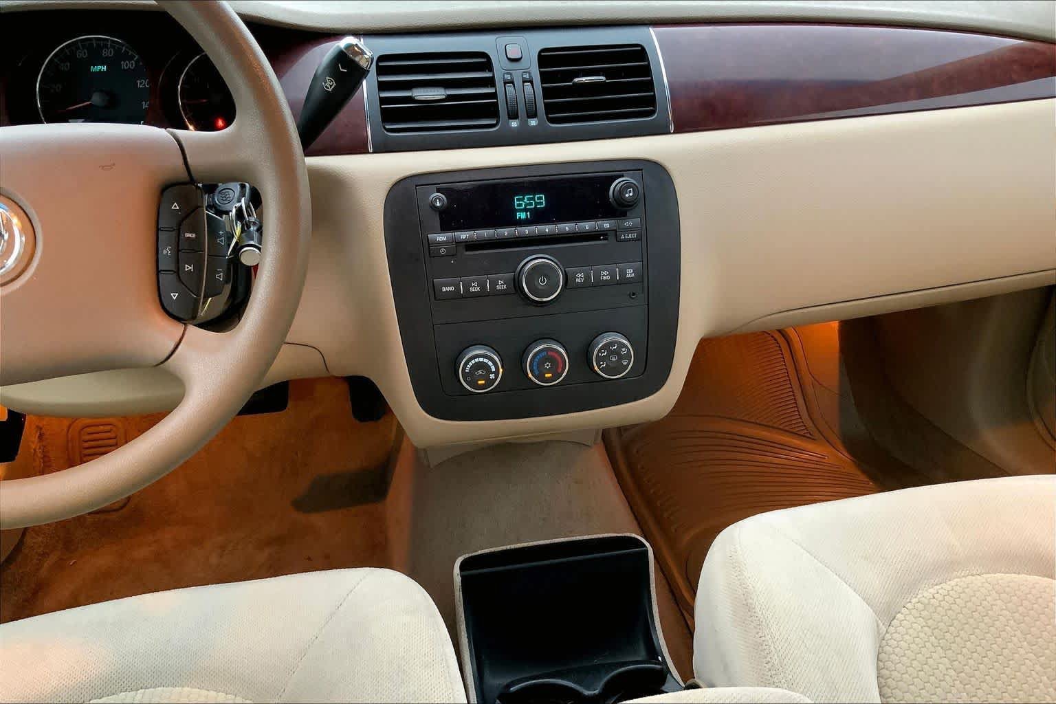 Used 2006 Buick Lucerne CX FWD image 6