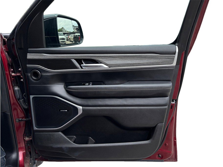 Used 2024 Jeep Wagoneer Series II w/ Flexible Seating Group image 49