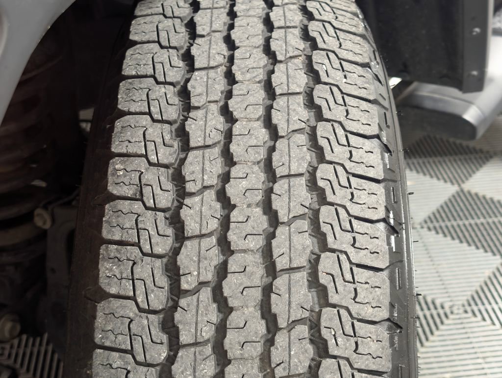 Used 2019 Jeep Wrangler Unlimited Sport S image 26