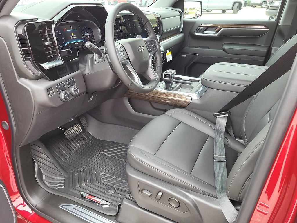 New 2025 Chevrolet Silverado 1500 LT Trail Boss w/ Convenience Package II image 11