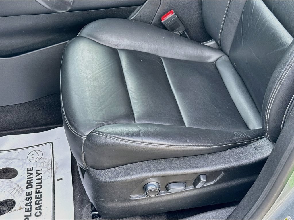 Certified 2024 Cadillac XT4 Premium Luxury FWD image 12