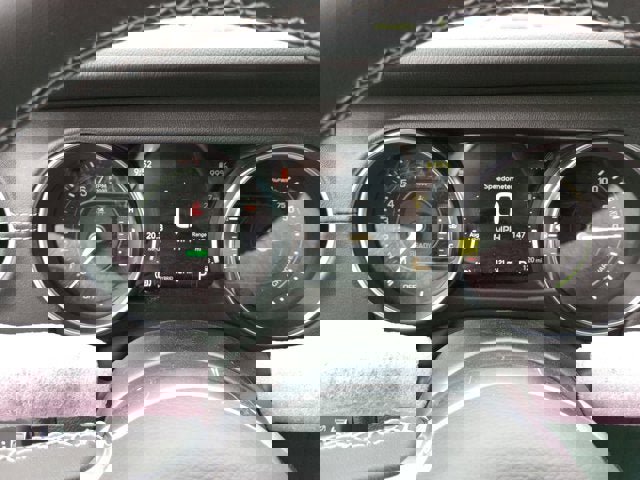 Used 2023 Jeep Wrangler Unlimited Sahara w/ Cold Weather Group image 13