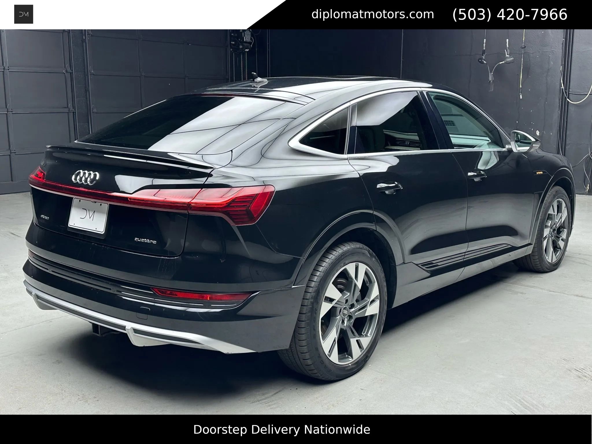 Used 2021 Audi e-tron Premium w/ Towing Package image 7