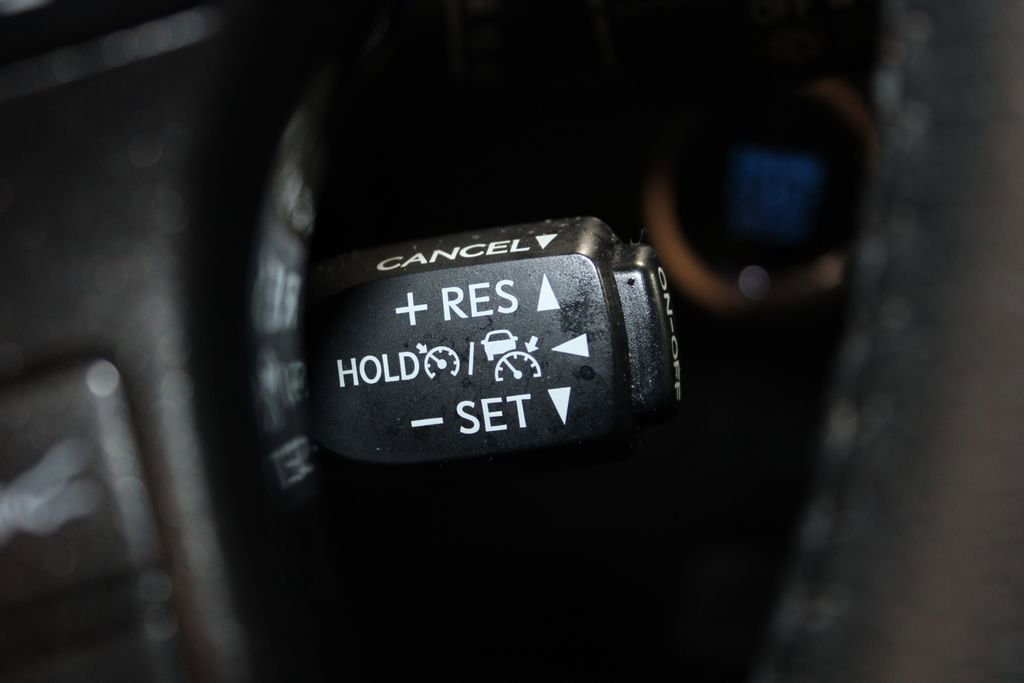 Used 2021 Toyota 4Runner Nightshade image 39