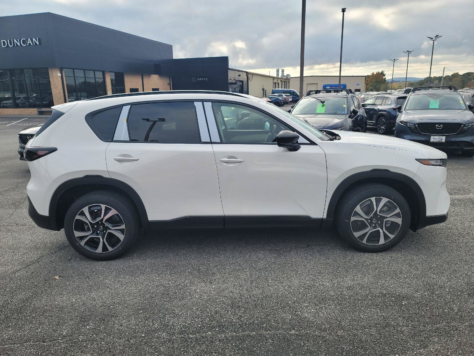 New 2026 MAZDA CX-5 Preferred AWD/4WD image 4