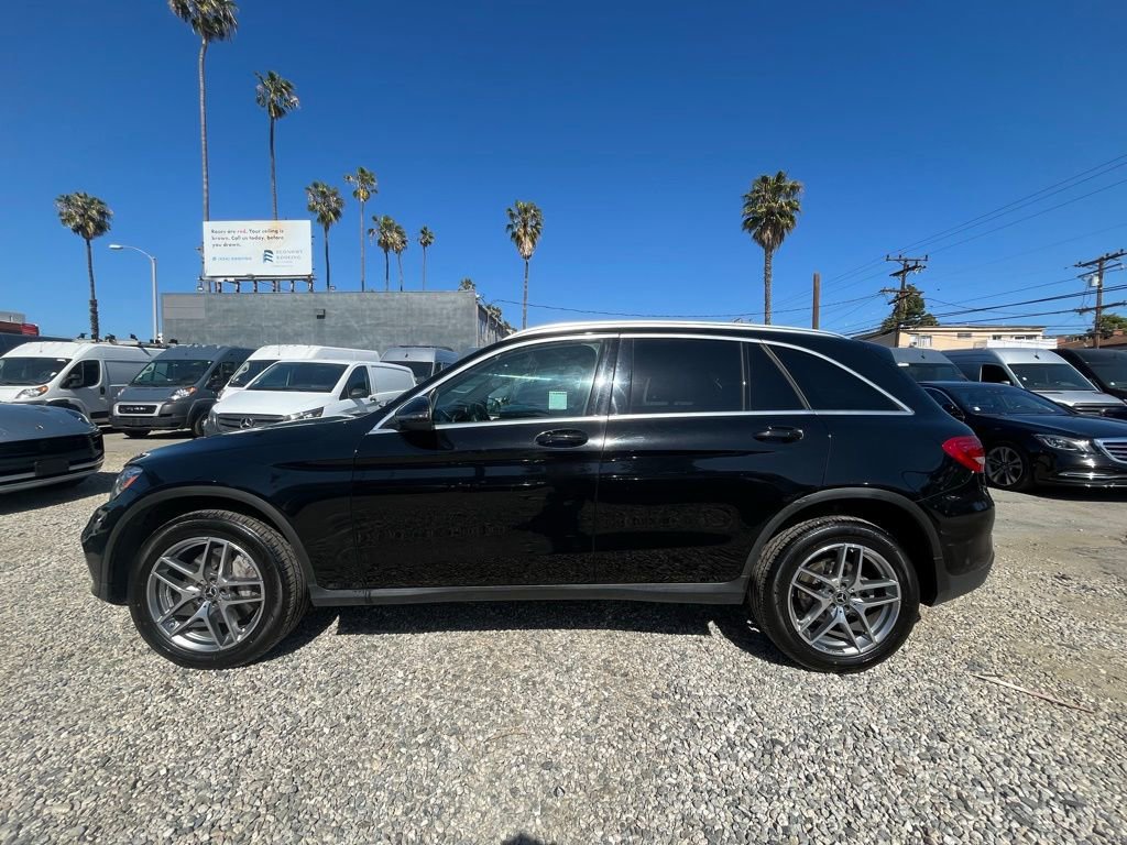 Used 2019 Mercedes-Benz GLC 300 w/ AMG Line image 10