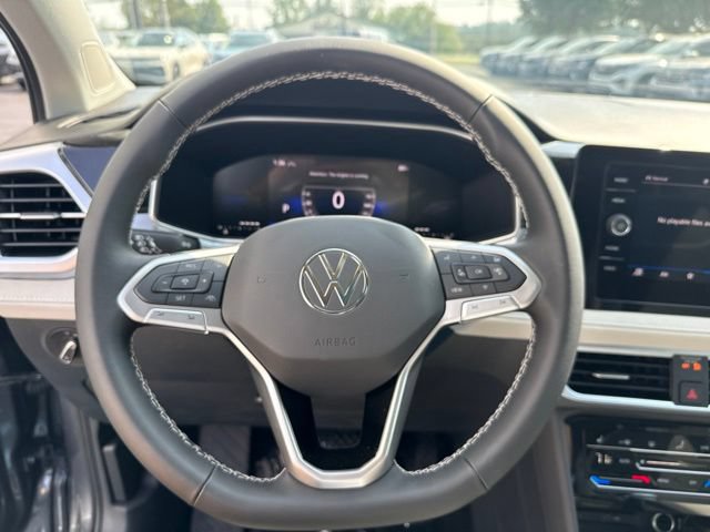 New 2026 Volkswagen Taos SE AWD/4WD image 15