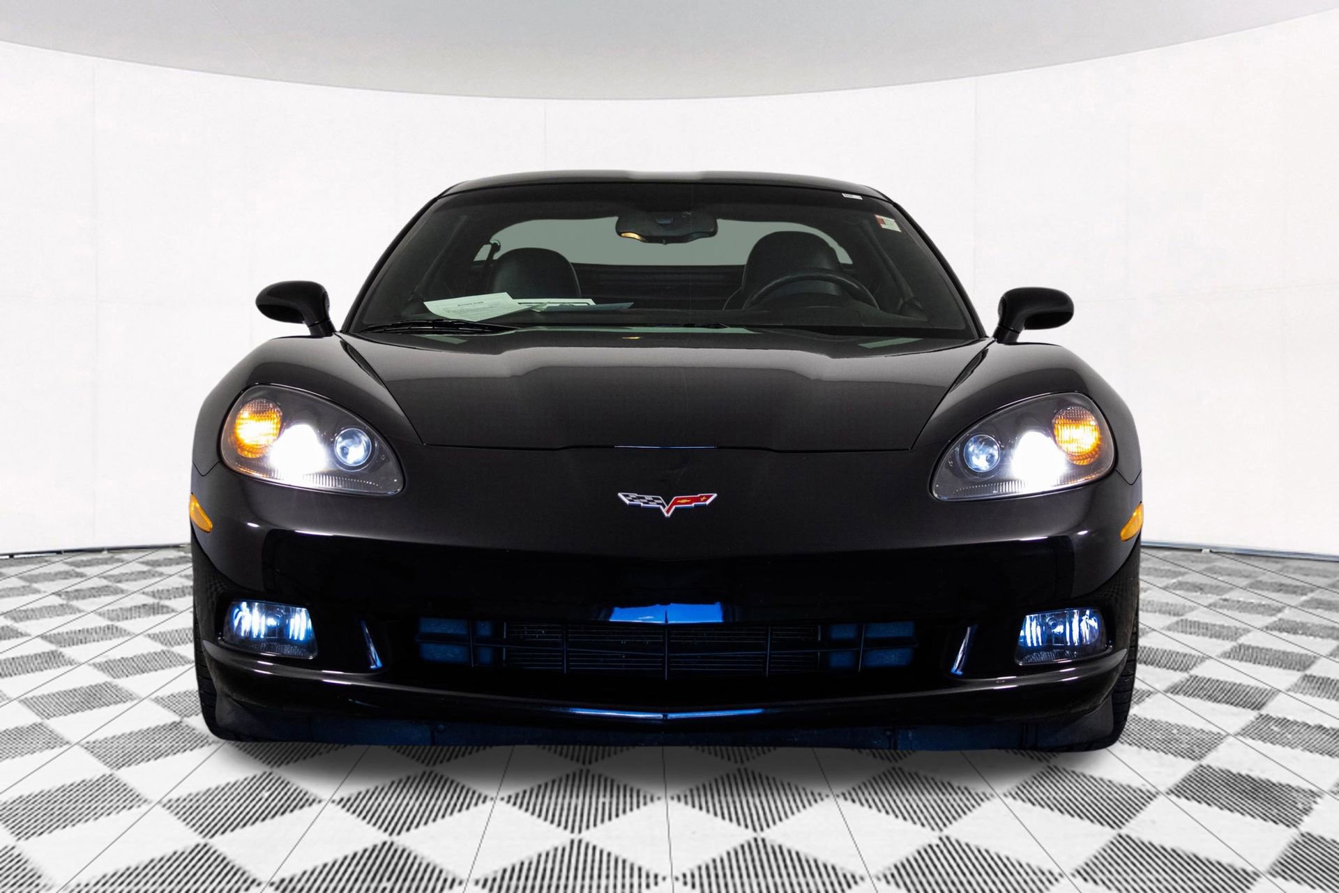Used 2007 Chevrolet Corvette Coupe image 7