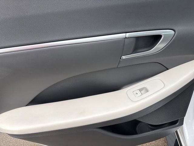 Used 2023 Hyundai Sonata SEL FWD image 31