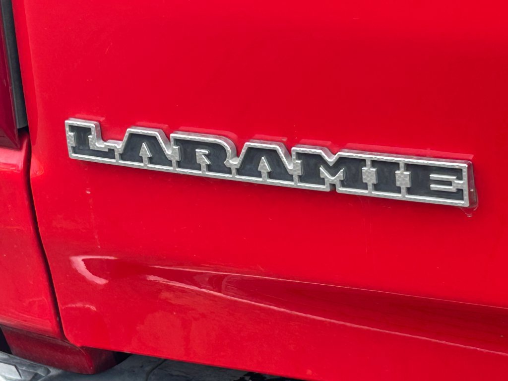 Used 2024 RAM 1500 Laramie AWD/4WD image 4