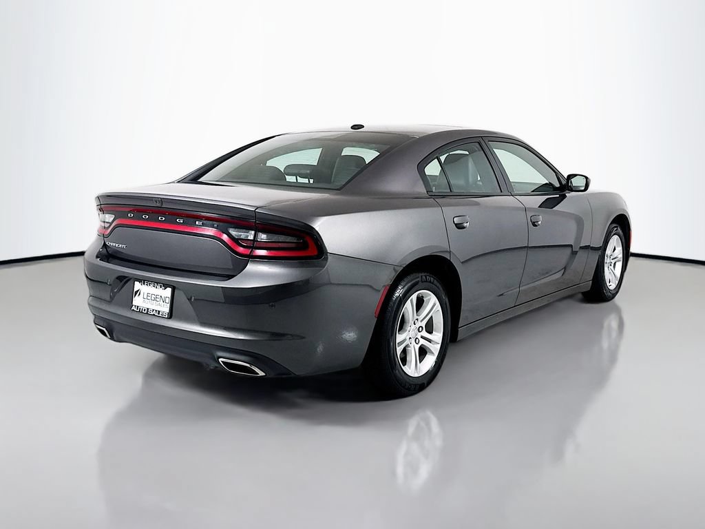 Used 2022 Dodge Charger SXT w/ Leather Interior Group RWD image 5