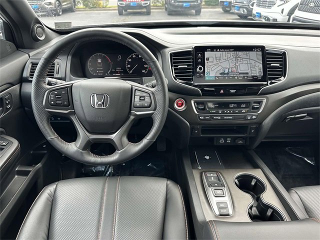 Used 2025 Honda Ridgeline TrailSport image 16