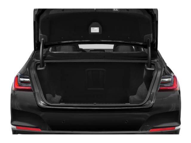 Used 2022 BMW 740i w/ M Sport Package RWD image 14