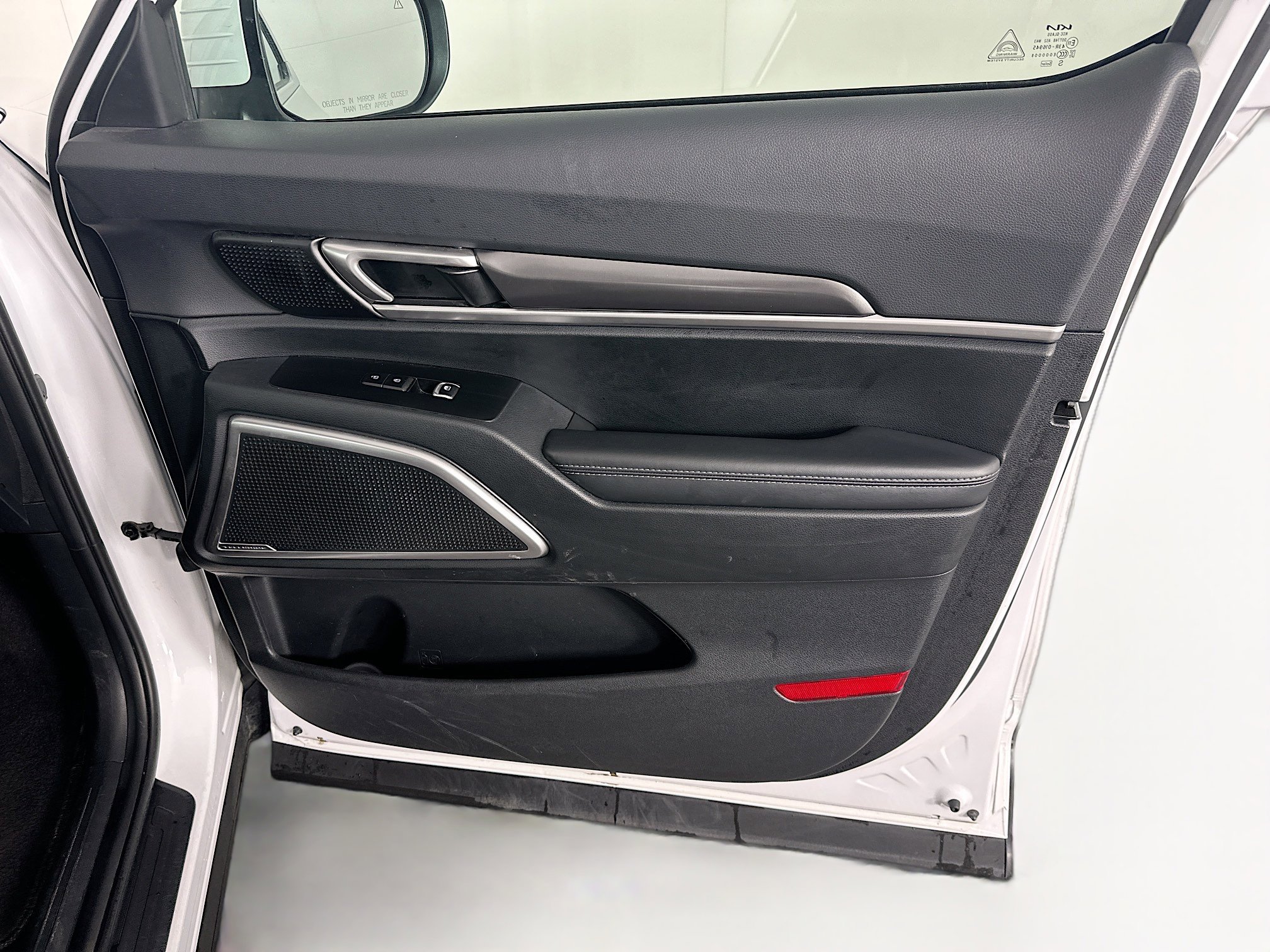 Used 2025 Kia Telluride S image 35