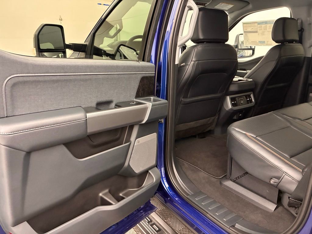 New 2026 Ford F250 Lariat w/ Black Appearance Package image 29