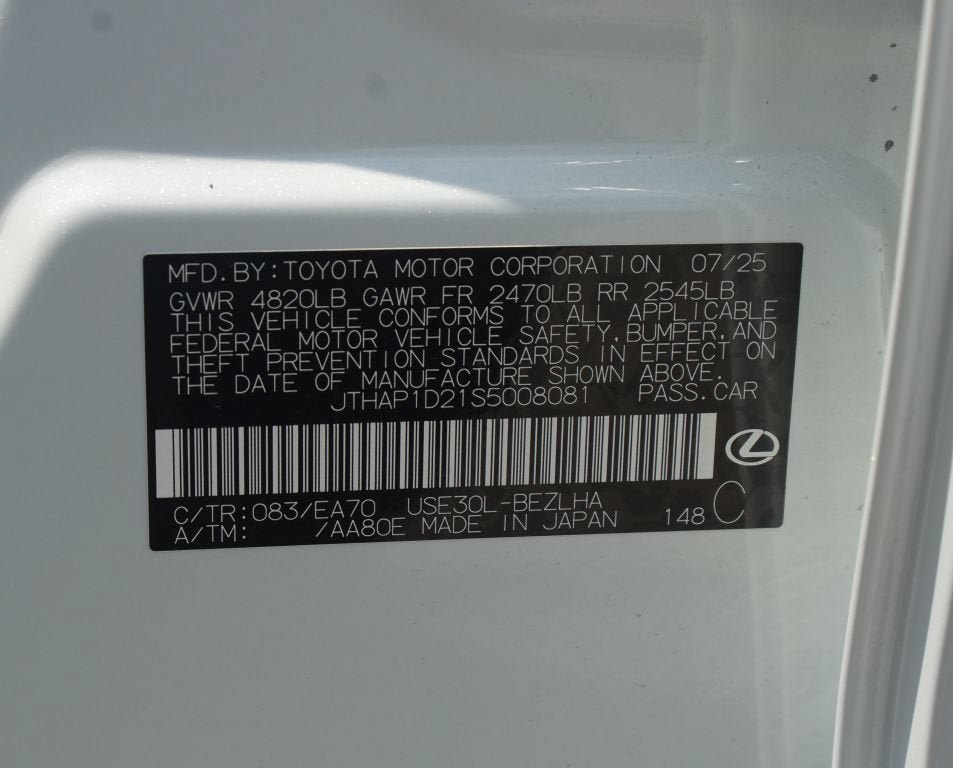 Used 2025 Lexus IS 500 w/ Accessory Package 2 RWD image 28