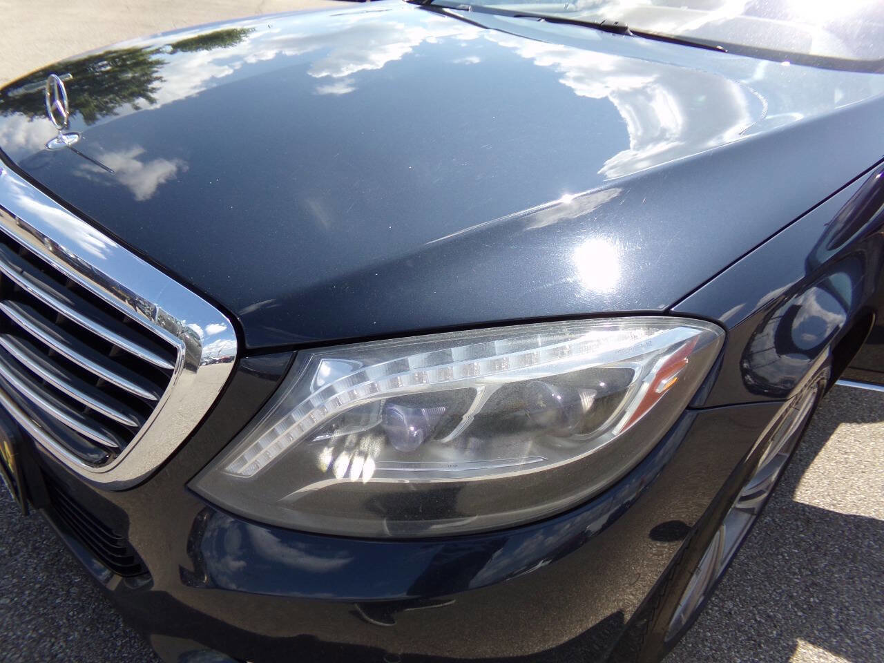 Used 2015 Mercedes-Benz S 550 4MATIC Sedan image 39