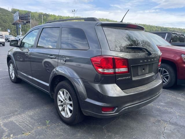Used 2015 Dodge Journey SXT w/ Flexible Seating Group image 4