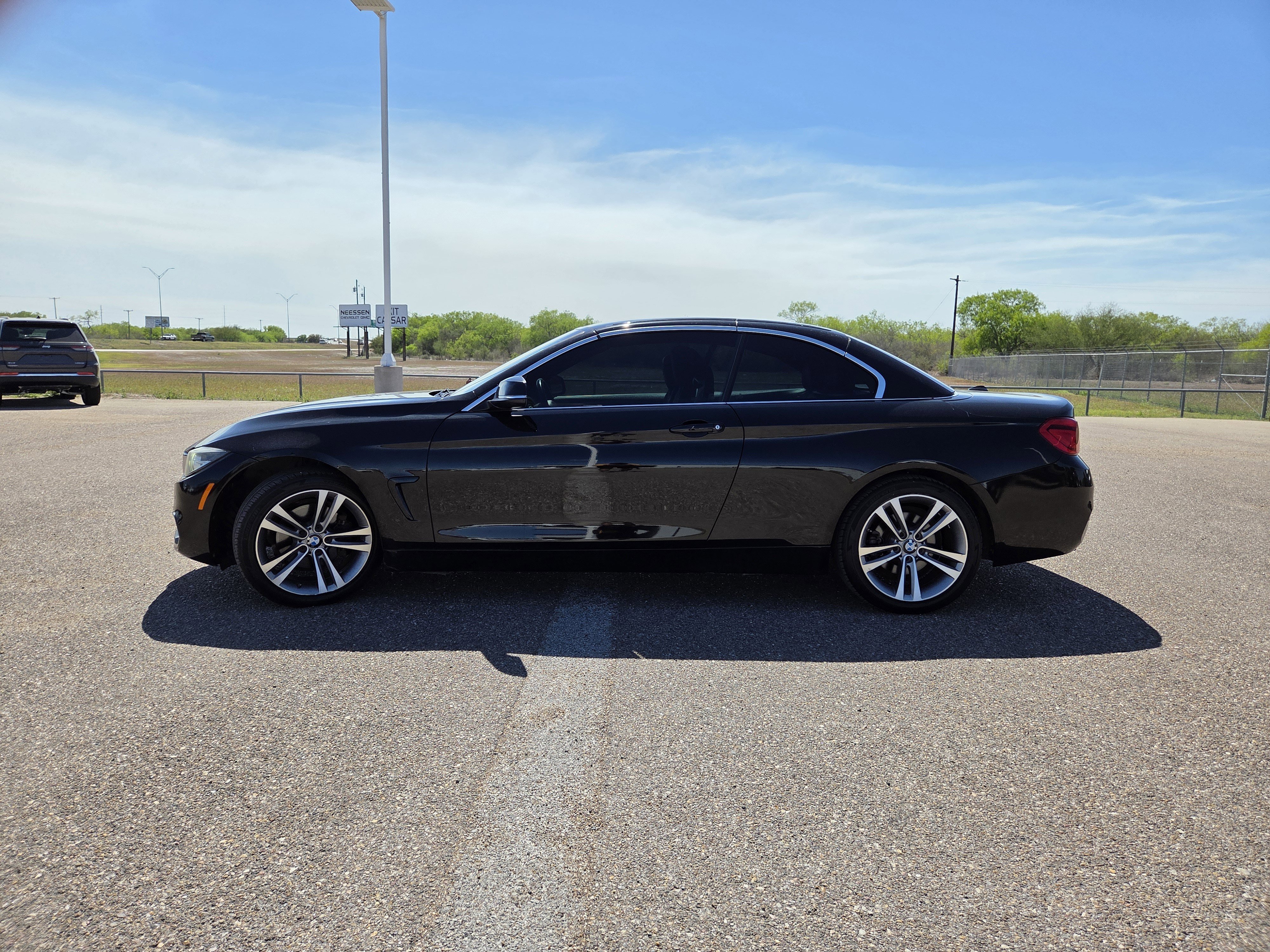Used 2018 BMW 430i xDrive Convertible image 4