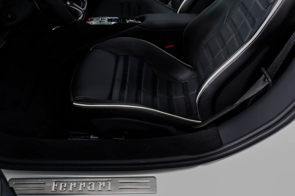 Certified 2025 Ferrari 296 GTS image 43