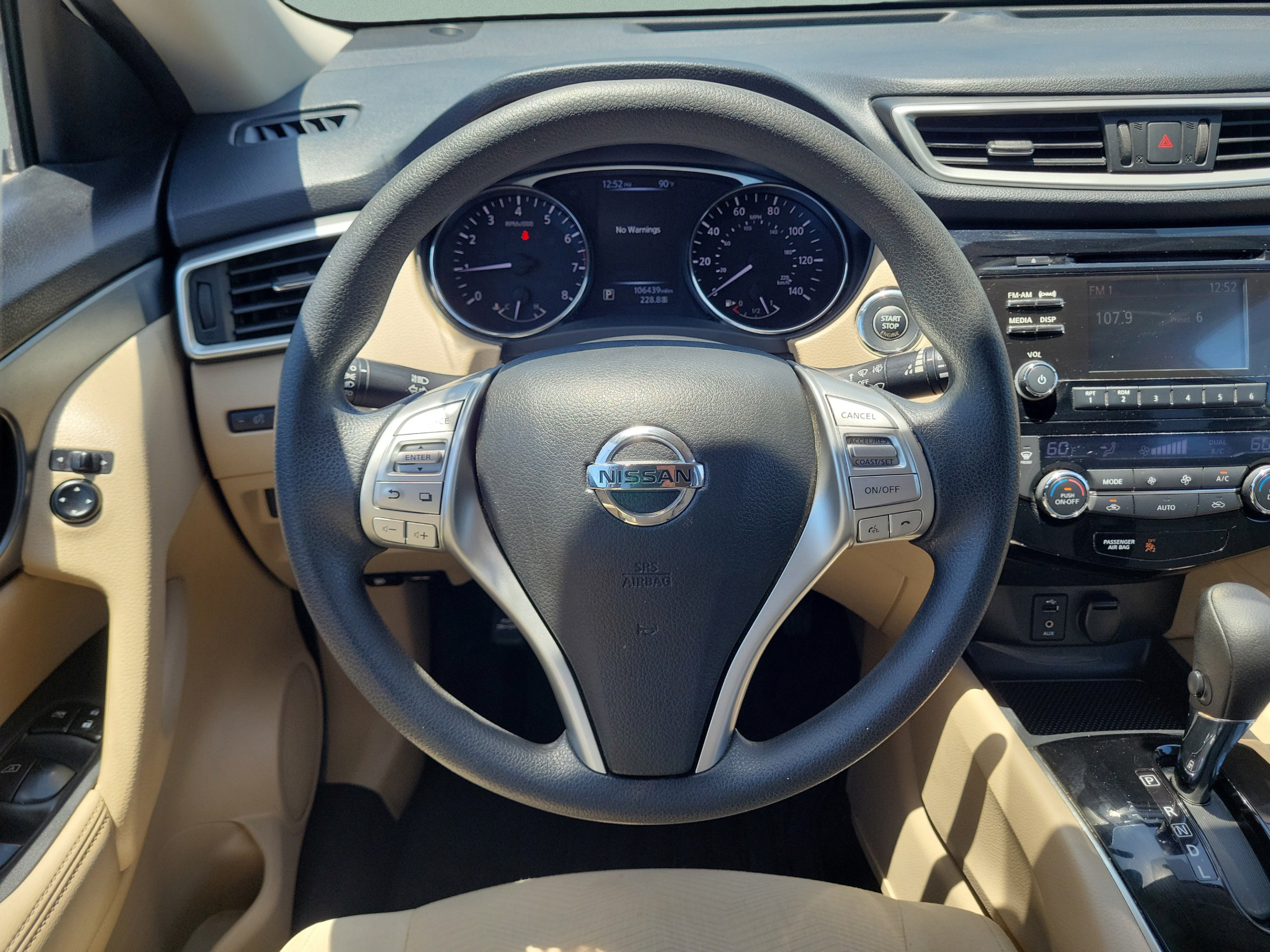 Used 2016 Nissan Rogue SV FWD image 12