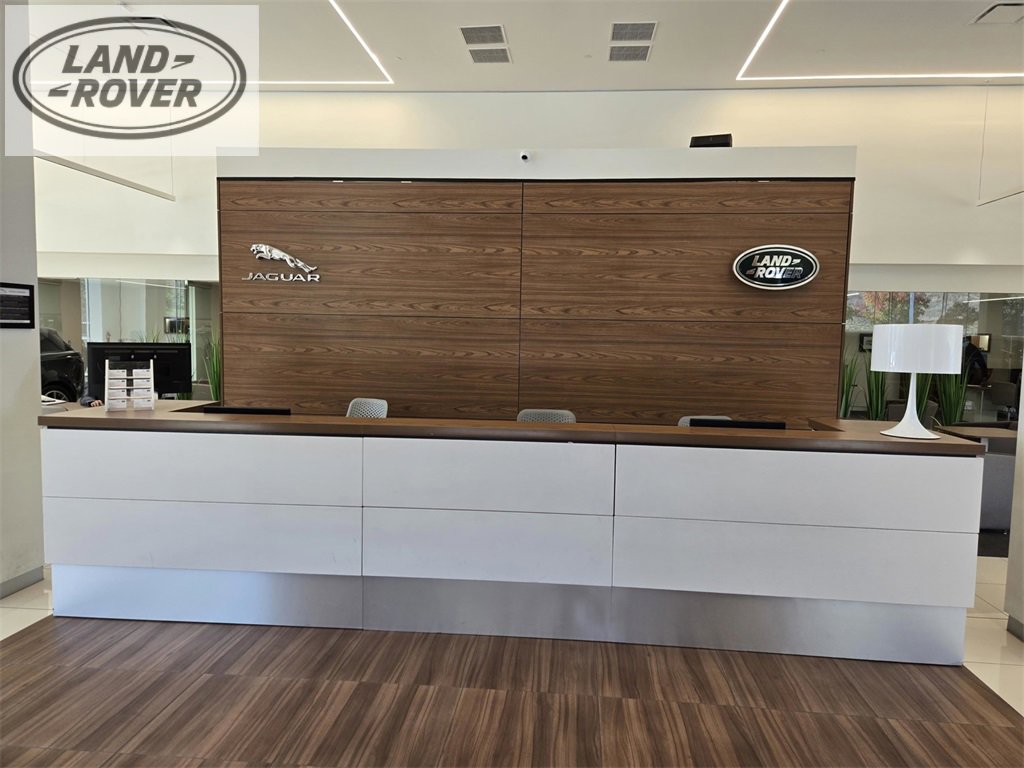 Used 2024 Land Rover Range Rover Sport image 45