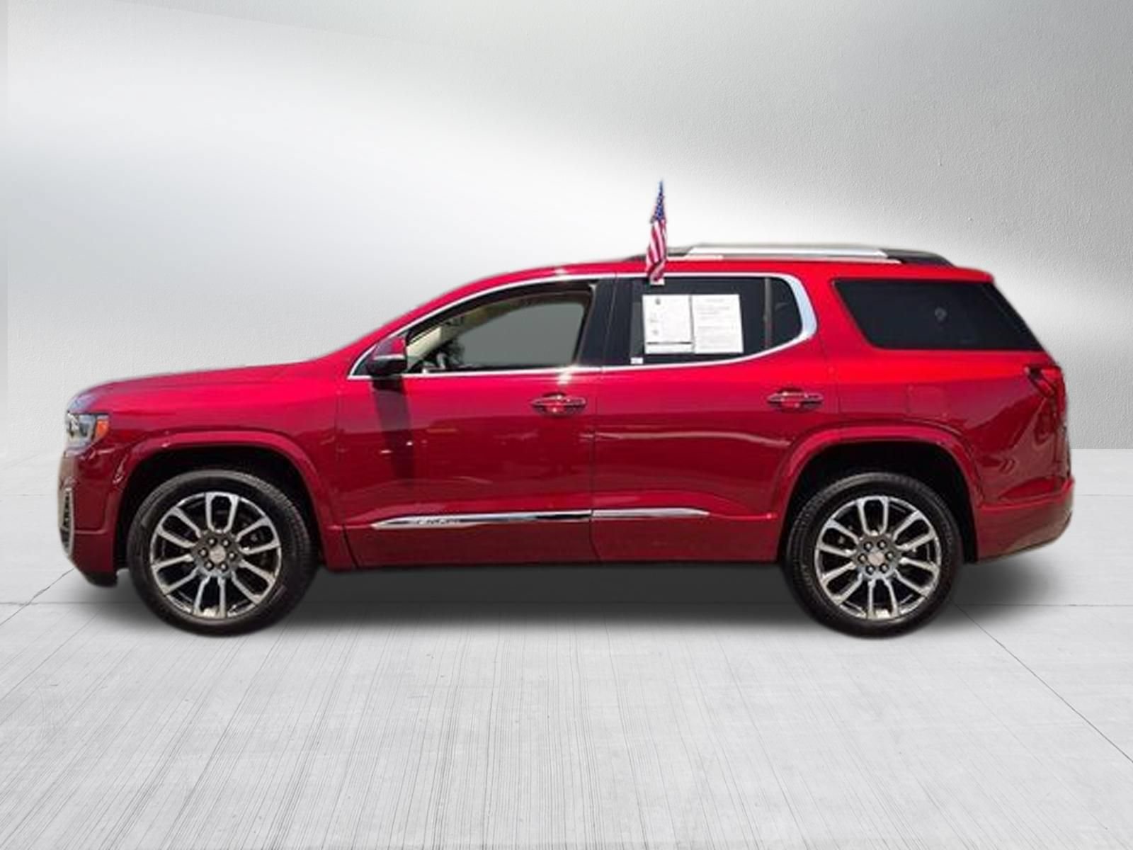Used 2021 GMC Acadia Denali w/ Denali Technology Package AWD/4WD image 2