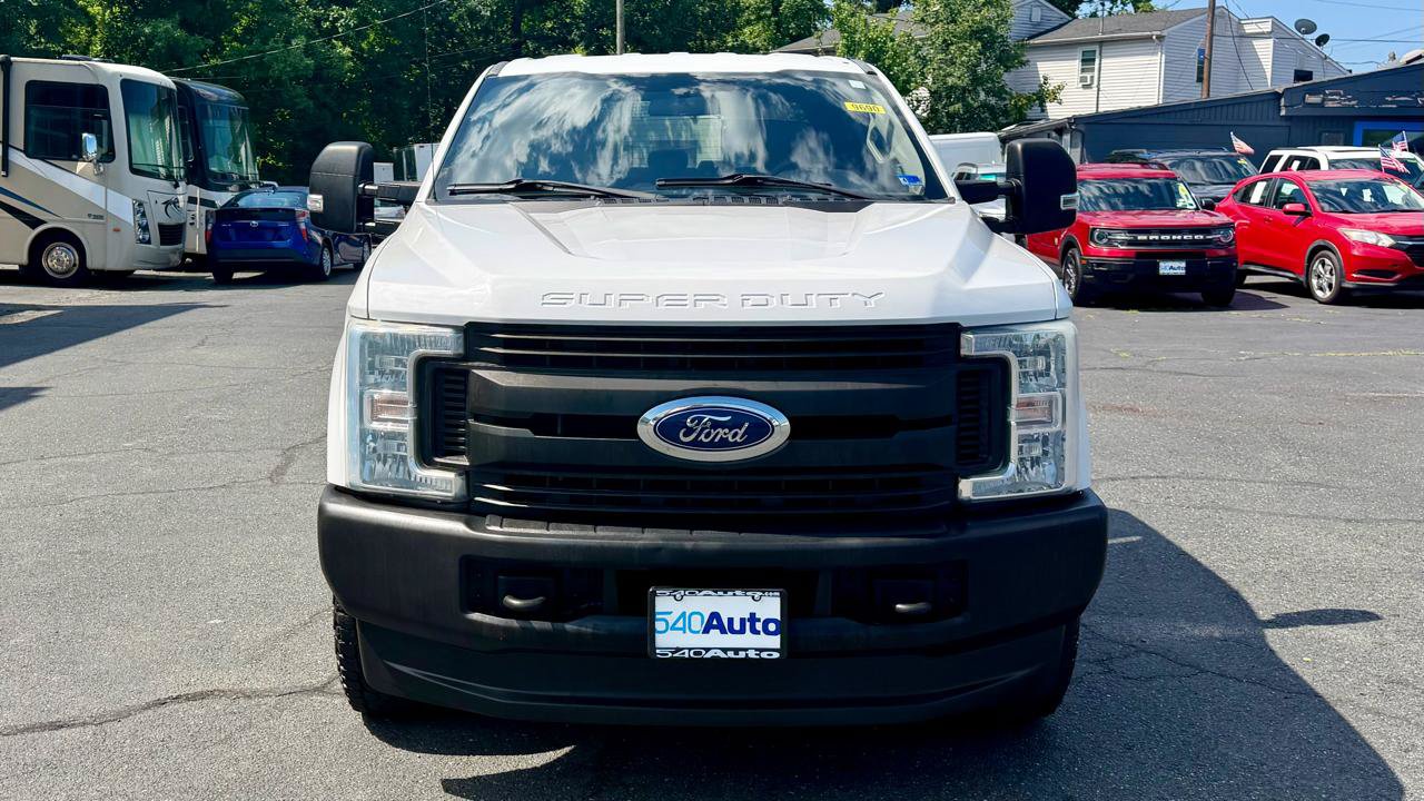 Used 2019 Ford F250 XL w/ Power Equipment Group AWD/4WD image 3