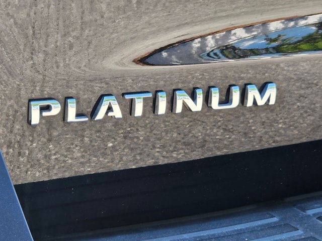 Certified 2023 Ford Expedition Platinum image 8
