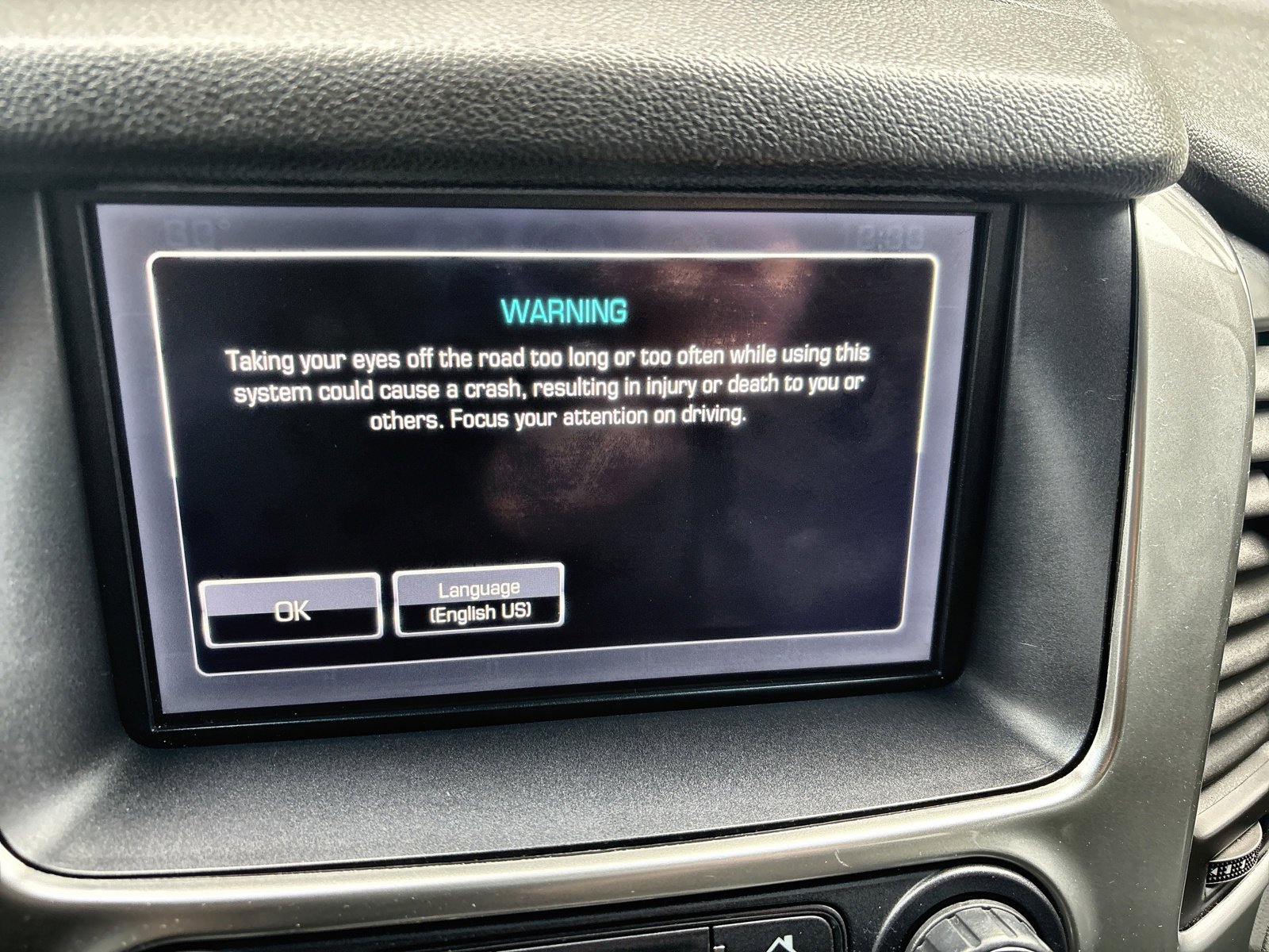 Used 2015 Chevrolet Suburban LT image 26