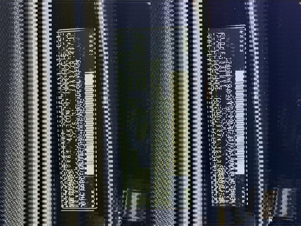 Certified 2025 Volvo XC90 B6 Plus image 34