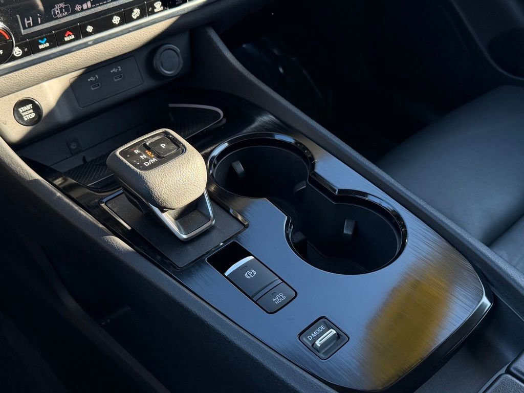 Used 2024 Nissan Rogue SL w/ SL Premium Package image 36