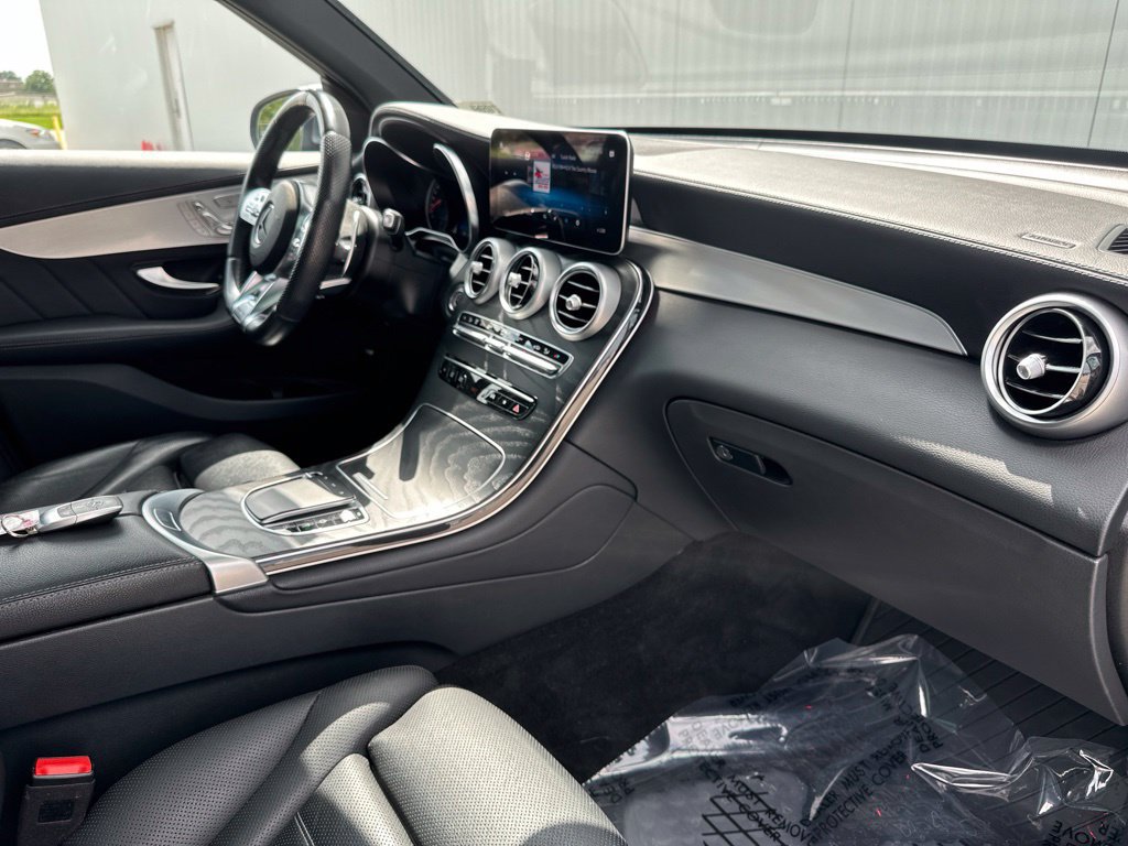 Used 2022 Mercedes-Benz GLC 43 AMG 4MATIC image 34