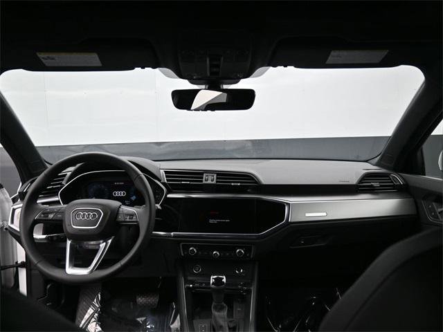 New 2025 Audi Q3 2.0T Premium image 10