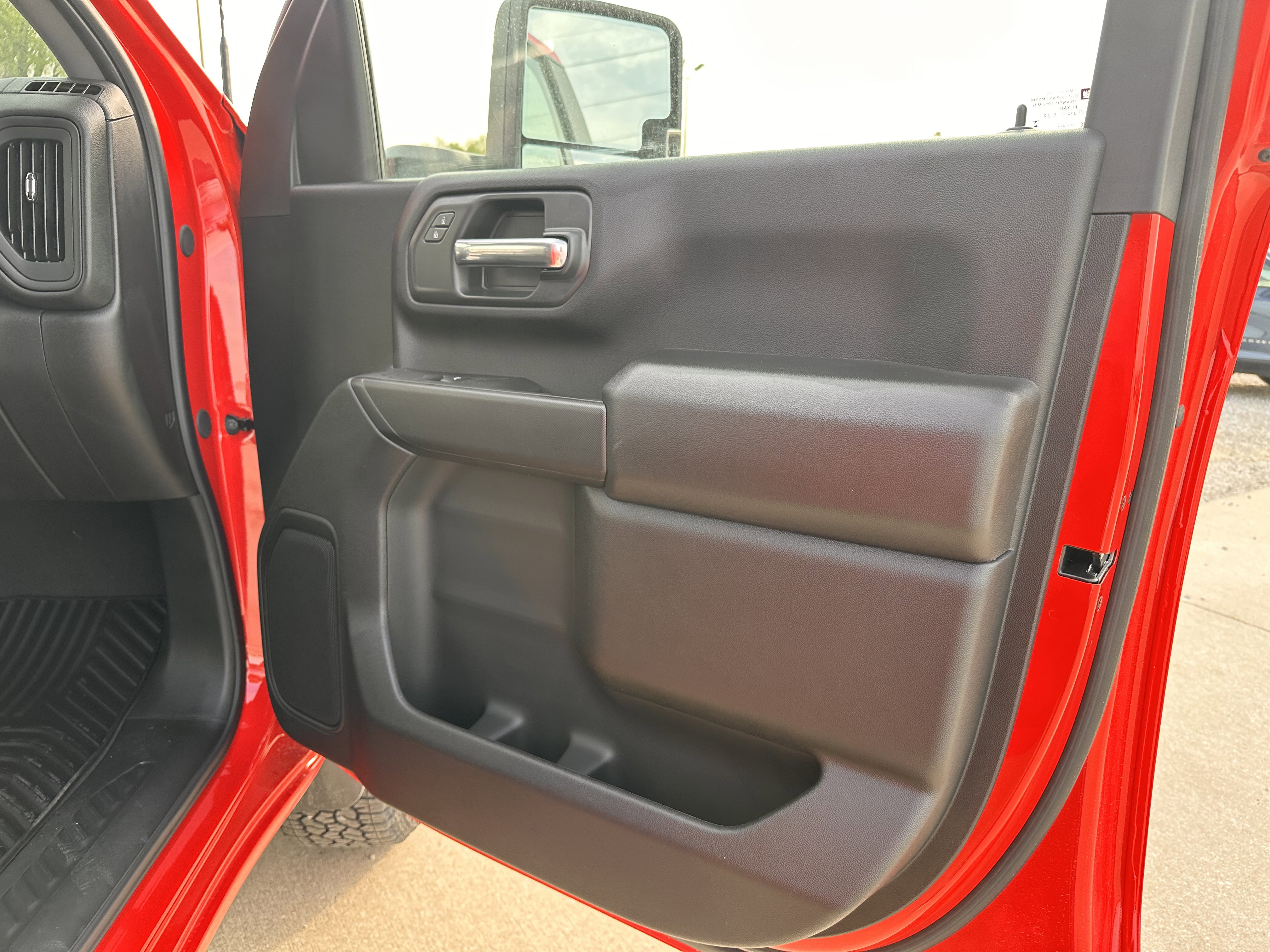 New 2025 Chevrolet Silverado 2500 Custom w/ Custom Convenience Package image 34