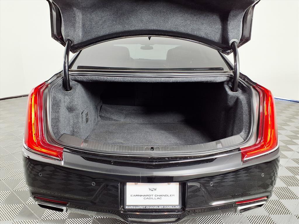 Used 2019 Cadillac XTS Luxury image 8