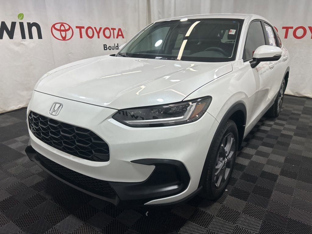 Used 2026 Honda HR-V LX image 3