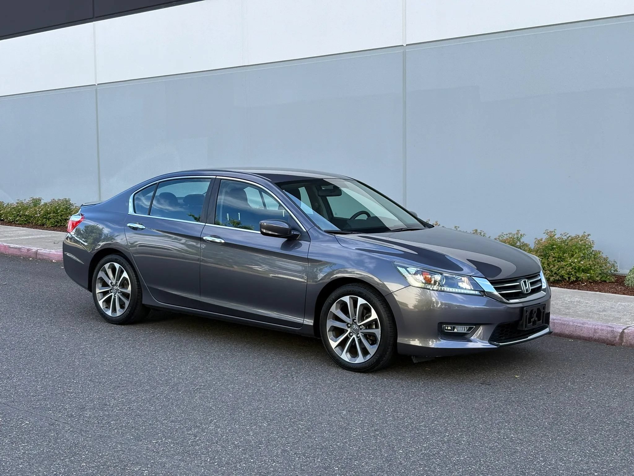 Used 2013 Honda Accord Sport image 8