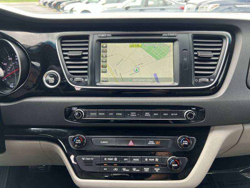 Used 2015 Kia Sedona SX FWD image 17