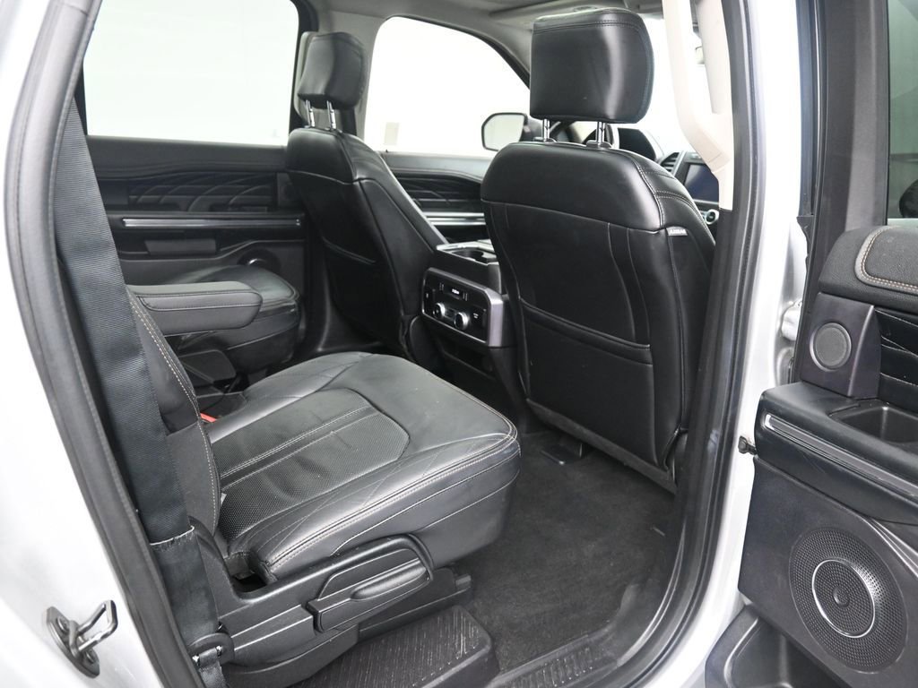 Used 2019 Ford Expedition Max Platinum AWD/4WD image 28