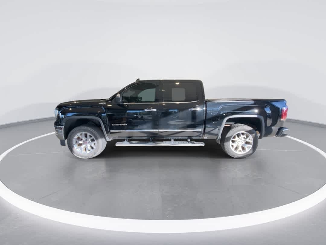 Used 2018 GMC Sierra 1500 SLT w/ SLT Premium Package AWD/4WD image 5