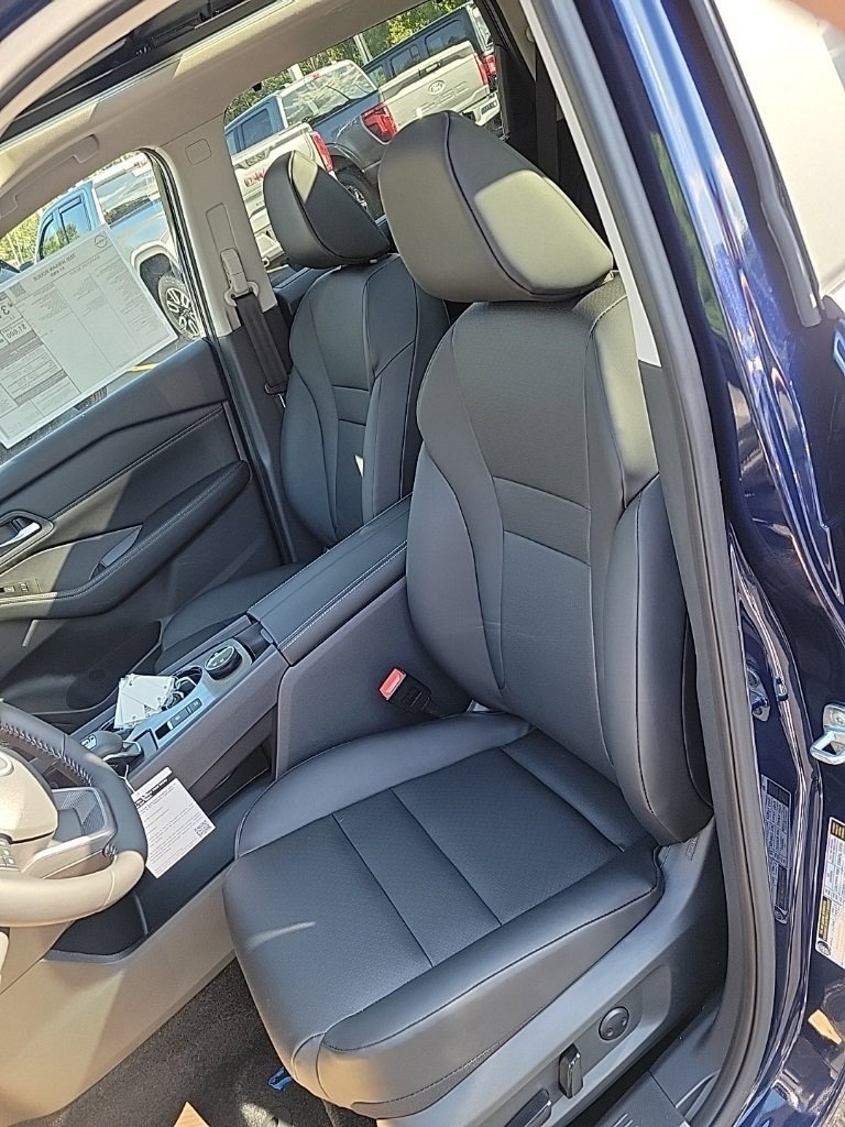 New 2026 Nissan Rogue SV w/ SV Premium Package image 15