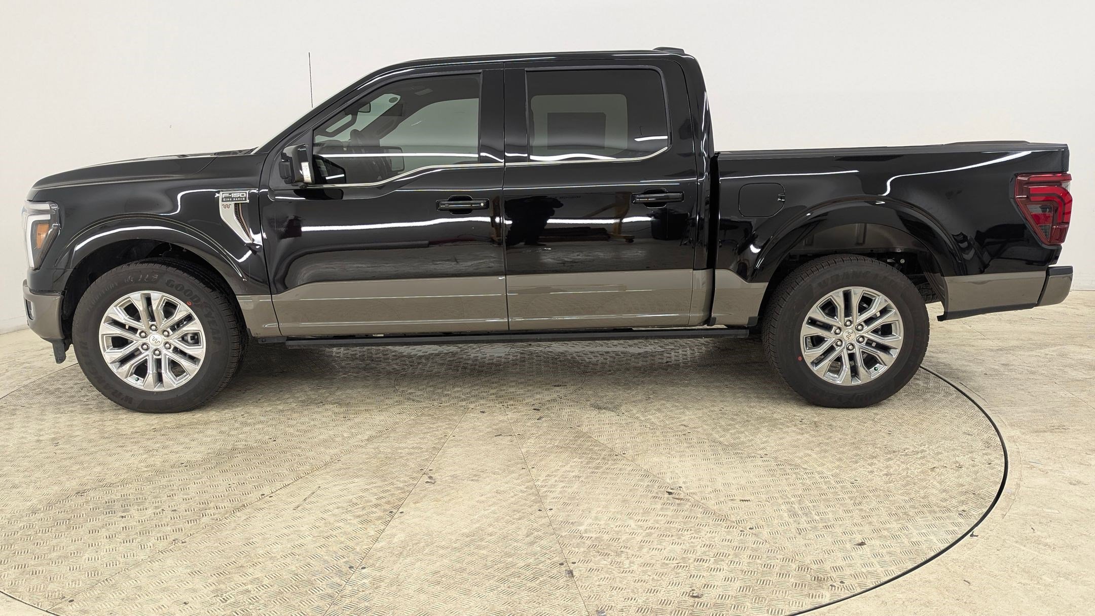 New 2026 Ford F150 King Ranch w/ Equipment Group 601A High image 2