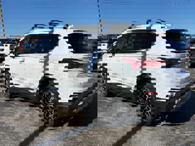 Used 2020 Hyundai Santa Fe Limited image 5