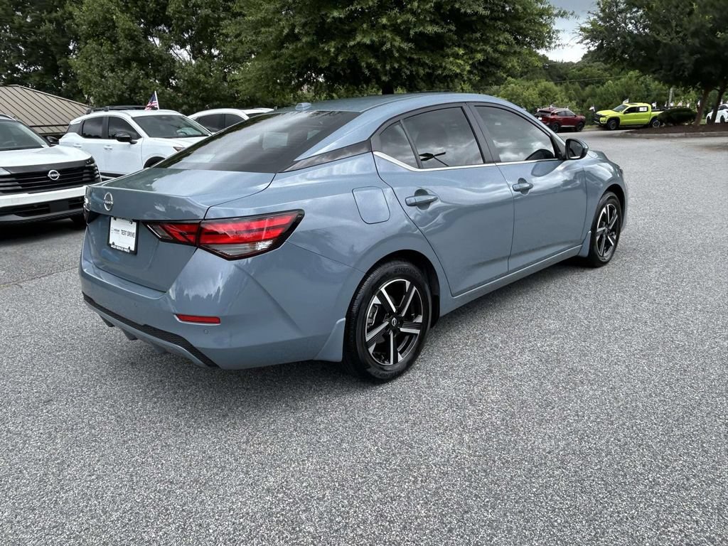 Used 2025 Nissan Sentra SV w/ All-Weather Package FWD image 5