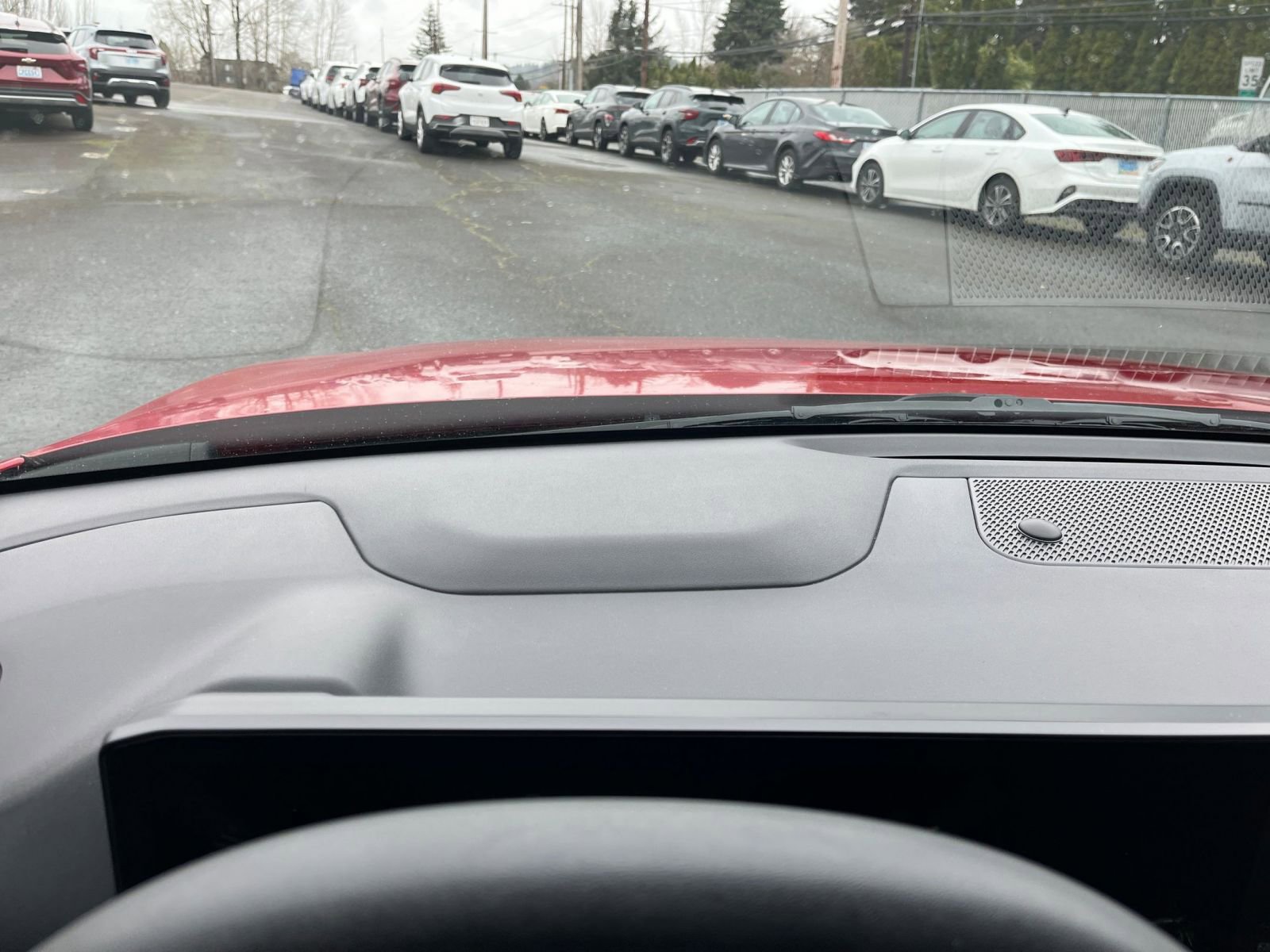 Used 2025 Kia K4 LXS image 33