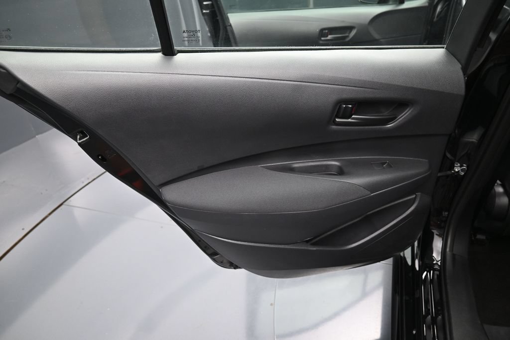 Used 2025 Toyota Corolla LE FWD image 26