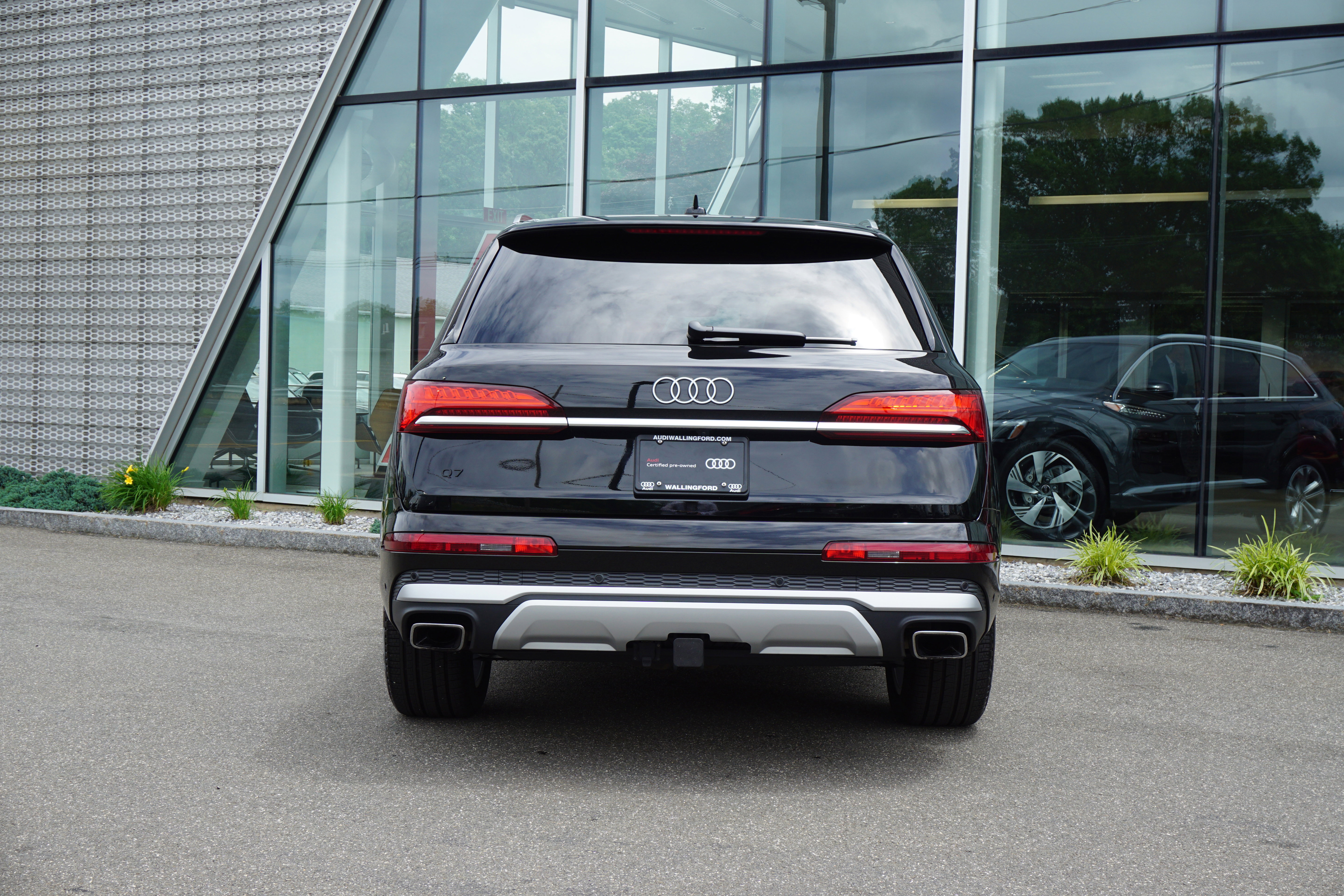 Certified 2025 Audi Q7 3.0T Premium Plus image 7