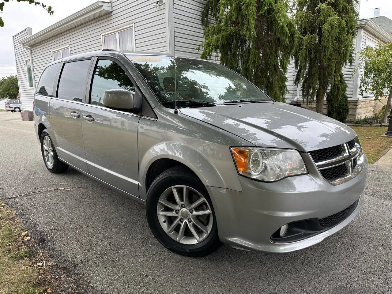 Used 2019 Dodge Grand Caravan SXT