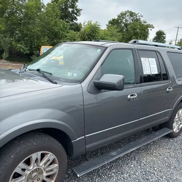 Used 2014 Ford Expedition EL Limited w/ Equipment Group 301A AWD/4WD image 2